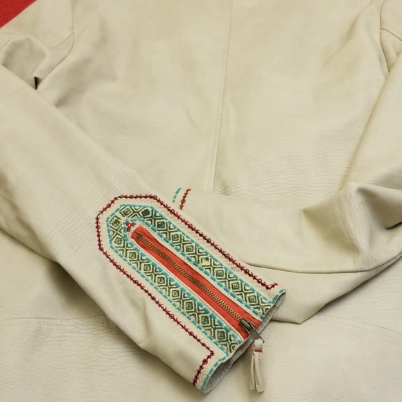 Women's BKE jacket - Picture 4 of 4